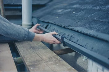 replacing roof in the winter time